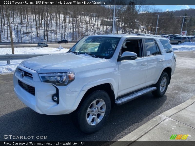 Super White / Black/Graphite 2021 Toyota 4Runner SR5 Premium 4x4