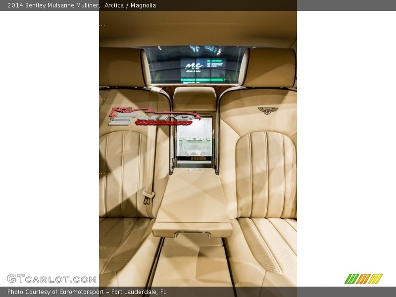 Arctica / Magnolia 2014 Bentley Mulsanne Mulliner