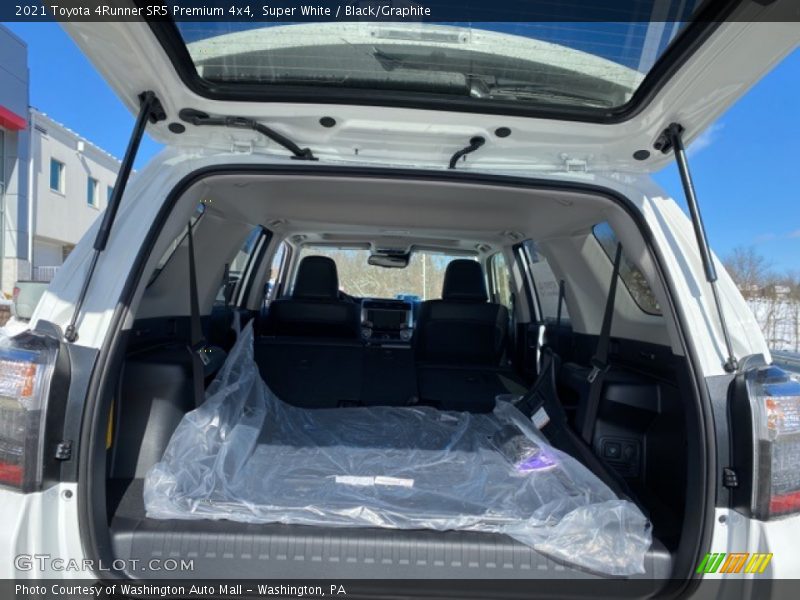 Super White / Black/Graphite 2021 Toyota 4Runner SR5 Premium 4x4