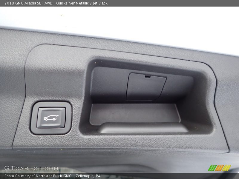 Quicksilver Metallic / Jet Black 2018 GMC Acadia SLT AWD