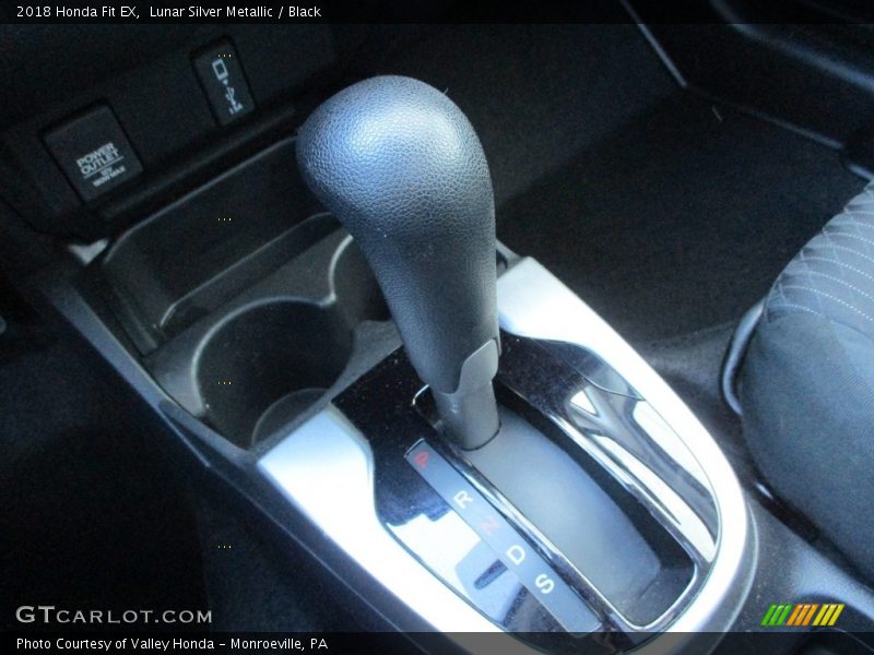 Lunar Silver Metallic / Black 2018 Honda Fit EX