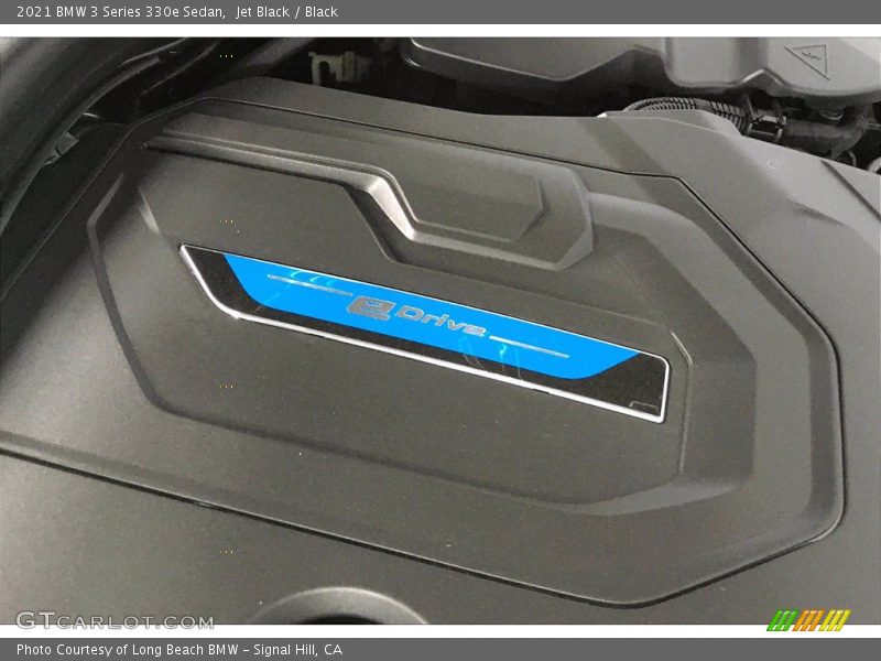 Jet Black / Black 2021 BMW 3 Series 330e Sedan