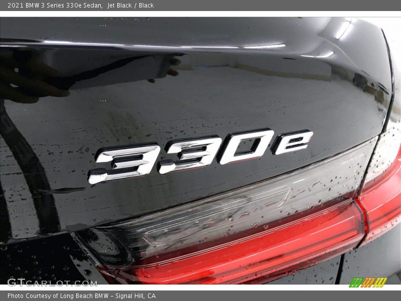 Jet Black / Black 2021 BMW 3 Series 330e Sedan