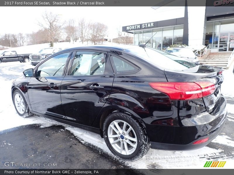 Shadow Black / Charcoal Black 2017 Ford Focus SE Sedan