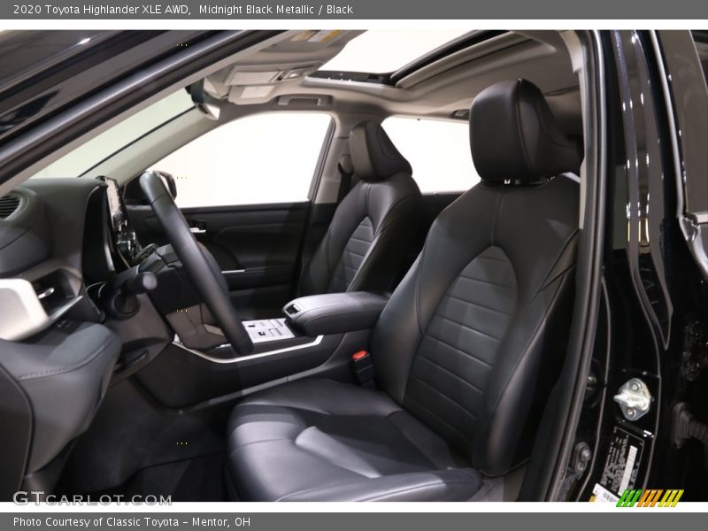 Midnight Black Metallic / Black 2020 Toyota Highlander XLE AWD