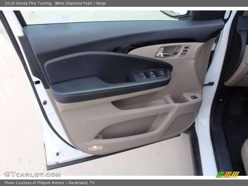 White Diamond Pearl / Beige 2018 Honda Pilot Touring
