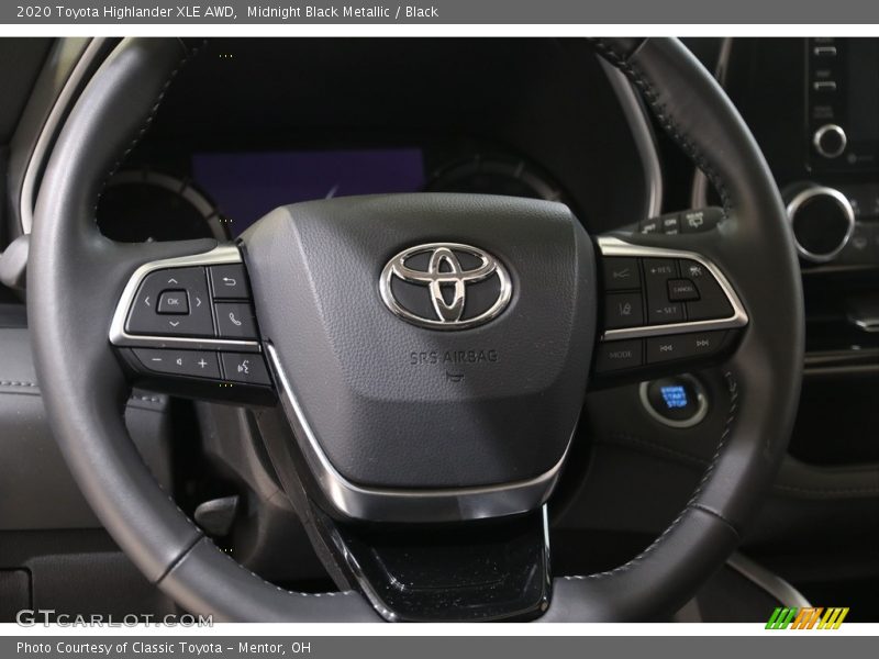 Midnight Black Metallic / Black 2020 Toyota Highlander XLE AWD