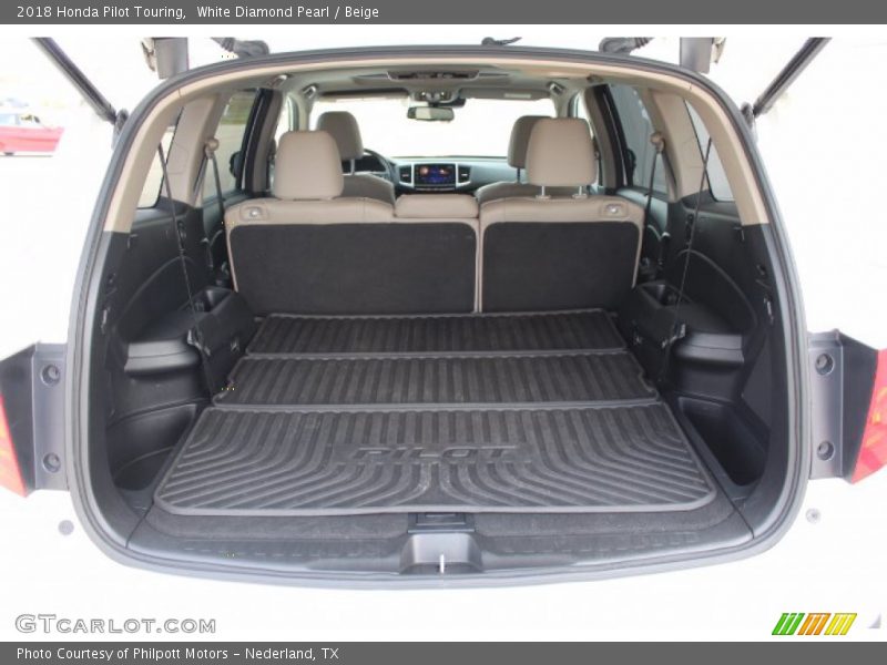 White Diamond Pearl / Beige 2018 Honda Pilot Touring
