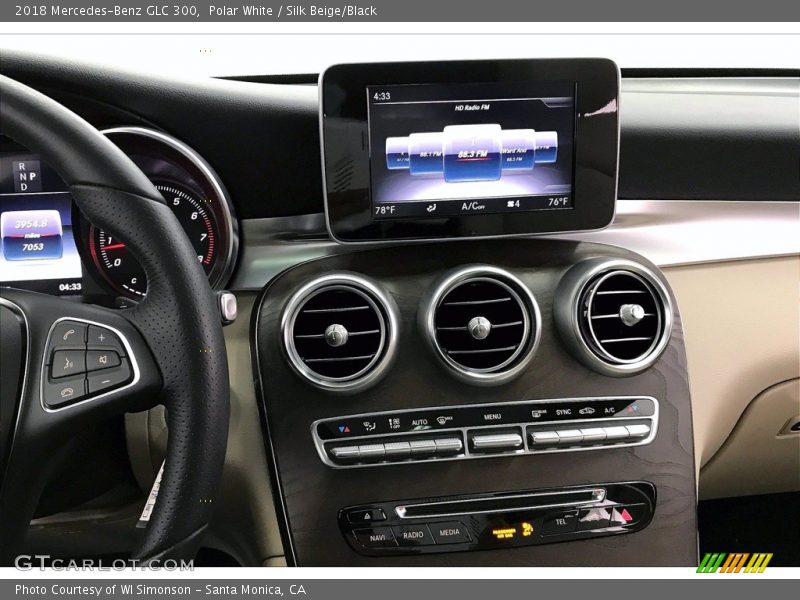 Polar White / Silk Beige/Black 2018 Mercedes-Benz GLC 300