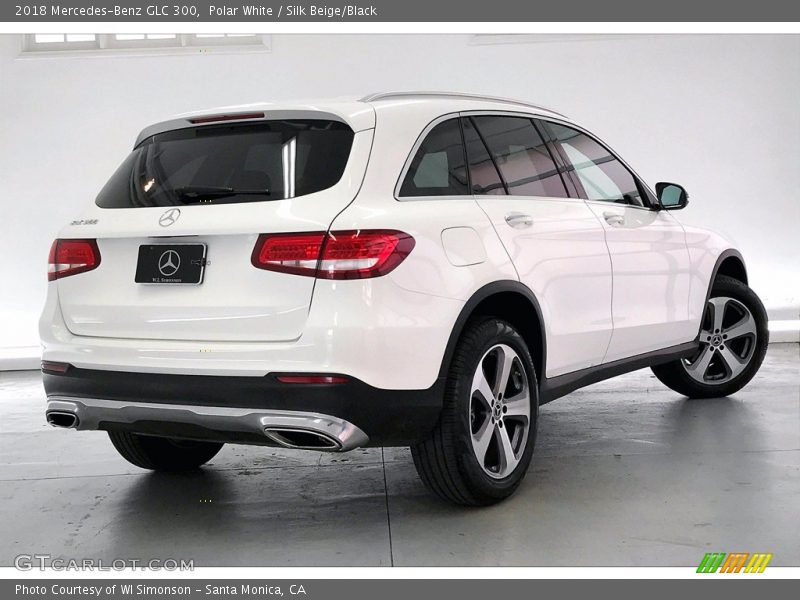 Polar White / Silk Beige/Black 2018 Mercedes-Benz GLC 300