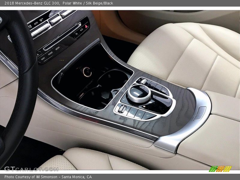 Polar White / Silk Beige/Black 2018 Mercedes-Benz GLC 300