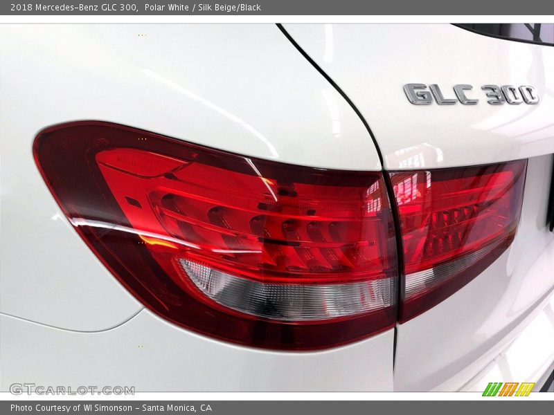 Polar White / Silk Beige/Black 2018 Mercedes-Benz GLC 300