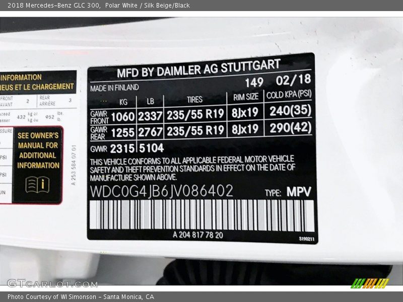 Polar White / Silk Beige/Black 2018 Mercedes-Benz GLC 300