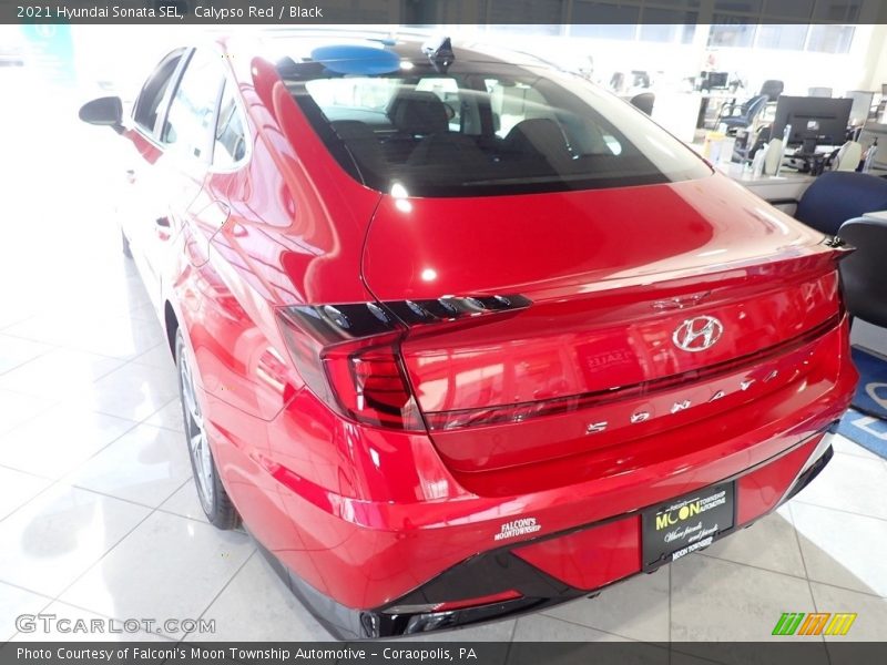 Calypso Red / Black 2021 Hyundai Sonata SEL