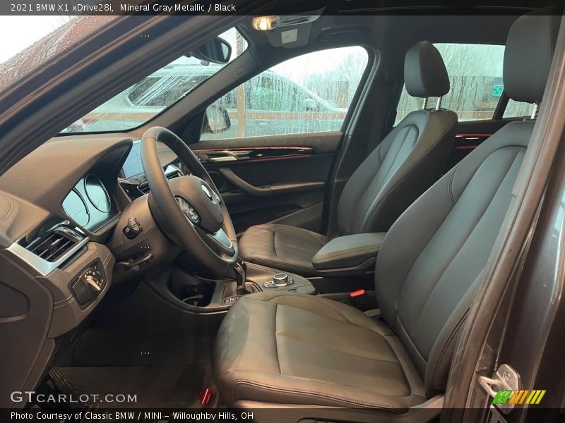 Mineral Gray Metallic / Black 2021 BMW X1 xDrive28i