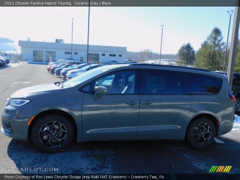Ceramic Gray / Black 2021 Chrysler Pacifica Hybrid Touring