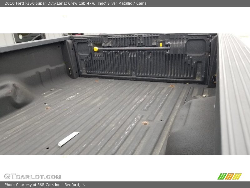 Ingot Silver Metallic / Camel 2010 Ford F250 Super Duty Lariat Crew Cab 4x4