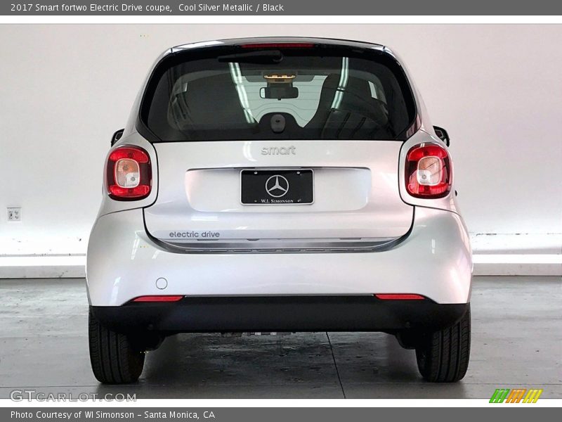 Cool Silver Metallic / Black 2017 Smart fortwo Electric Drive coupe