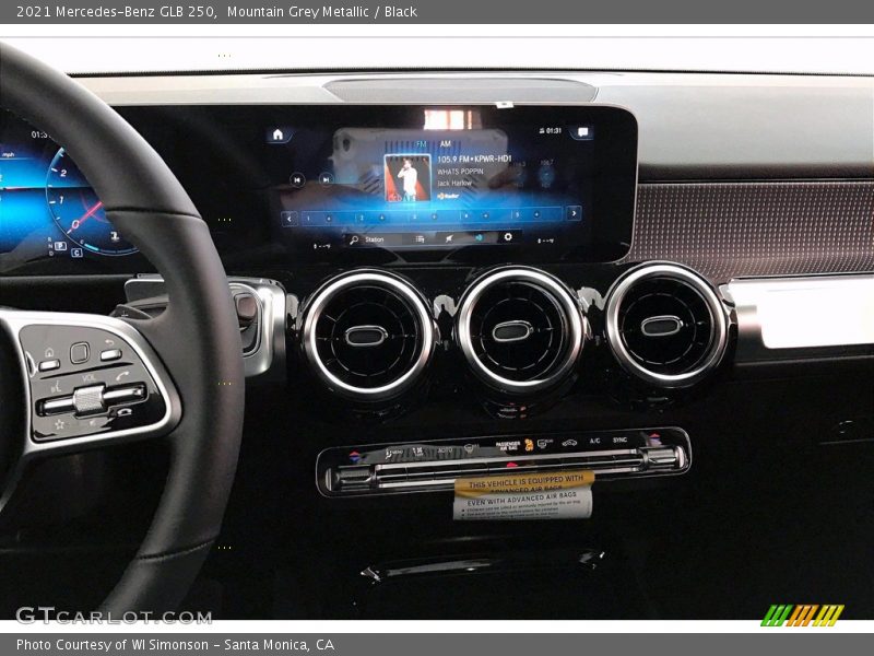 Mountain Grey Metallic / Black 2021 Mercedes-Benz GLB 250