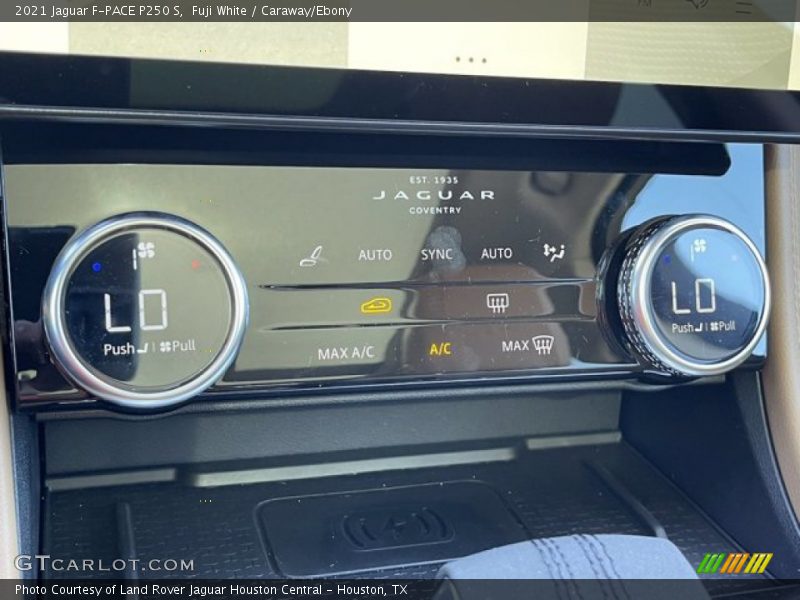 Fuji White / Caraway/Ebony 2021 Jaguar F-PACE P250 S