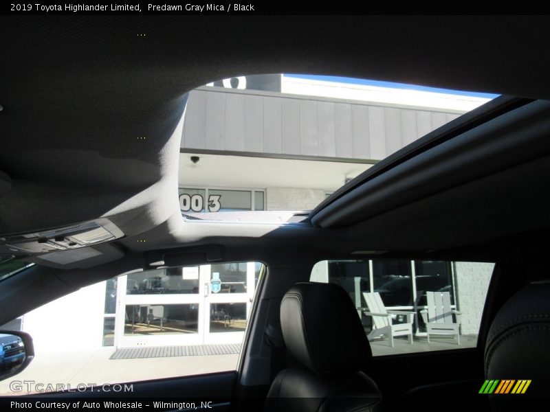 Predawn Gray Mica / Black 2019 Toyota Highlander Limited