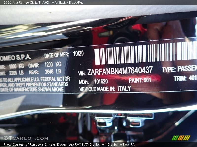 Alfa Black / Black/Red 2021 Alfa Romeo Giulia TI AWD