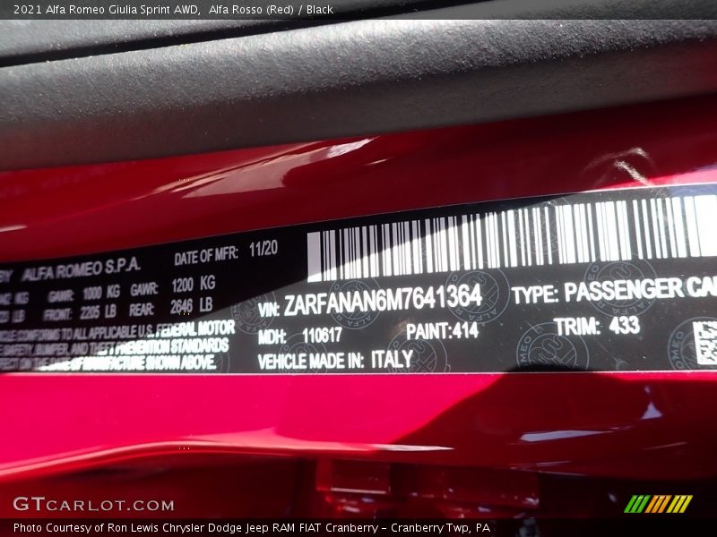 Alfa Rosso (Red) / Black 2021 Alfa Romeo Giulia Sprint AWD