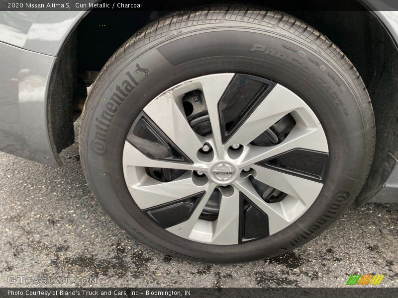 Gun Metallic / Charcoal 2020 Nissan Altima S