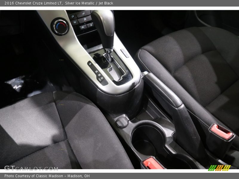Silver Ice Metallic / Jet Black 2016 Chevrolet Cruze Limited LT