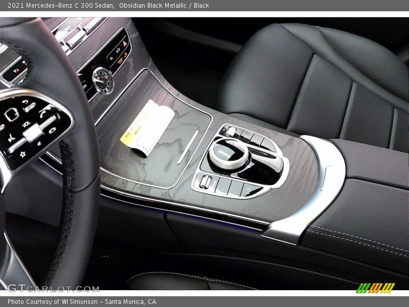 Obsidian Black Metallic / Black 2021 Mercedes-Benz C 300 Sedan