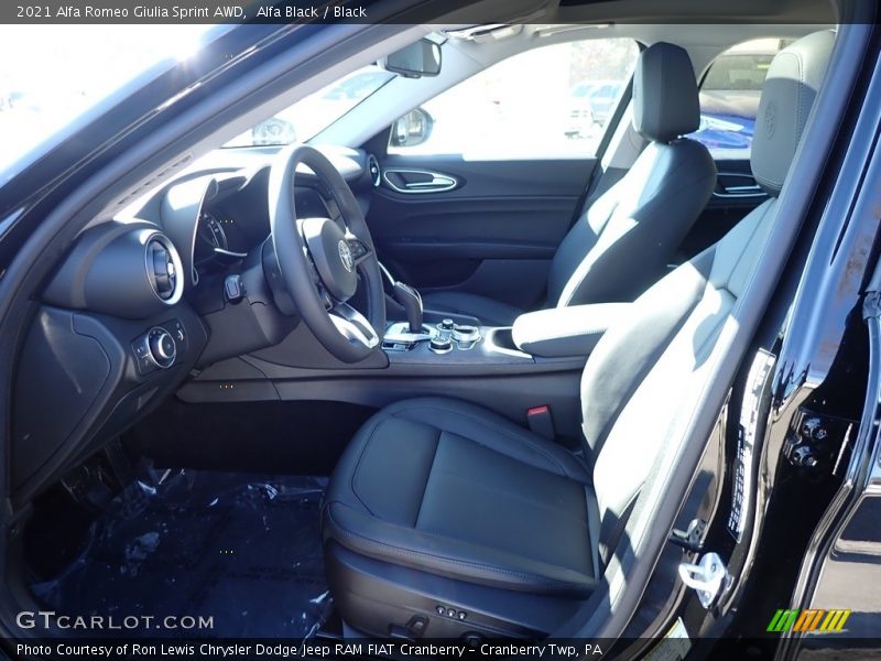 Alfa Black / Black 2021 Alfa Romeo Giulia Sprint AWD
