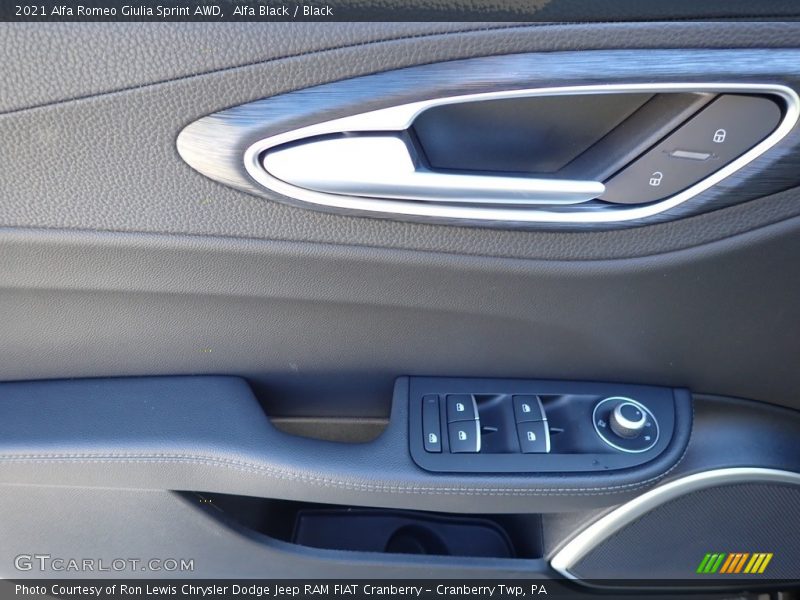 Alfa Black / Black 2021 Alfa Romeo Giulia Sprint AWD