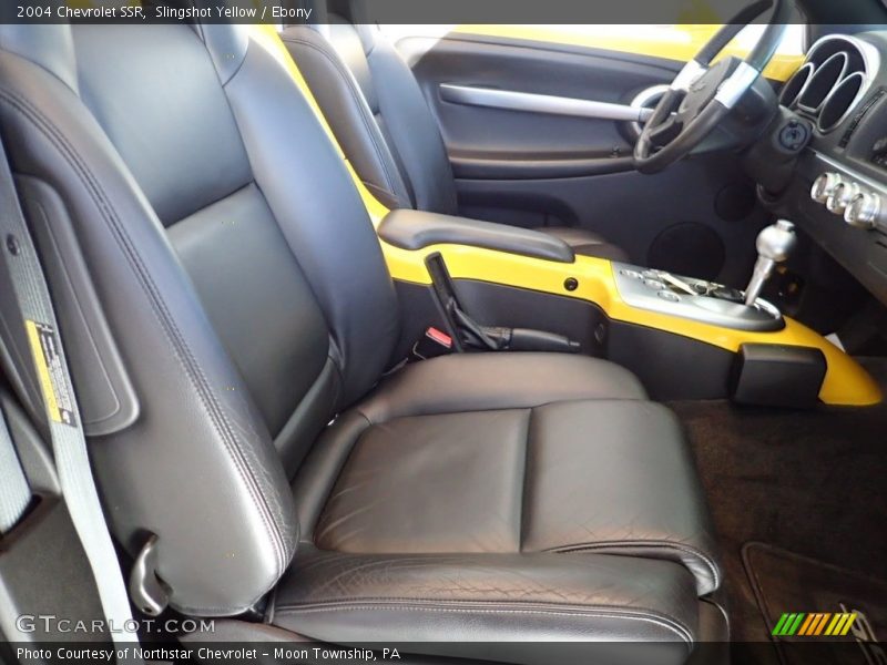 Slingshot Yellow / Ebony 2004 Chevrolet SSR
