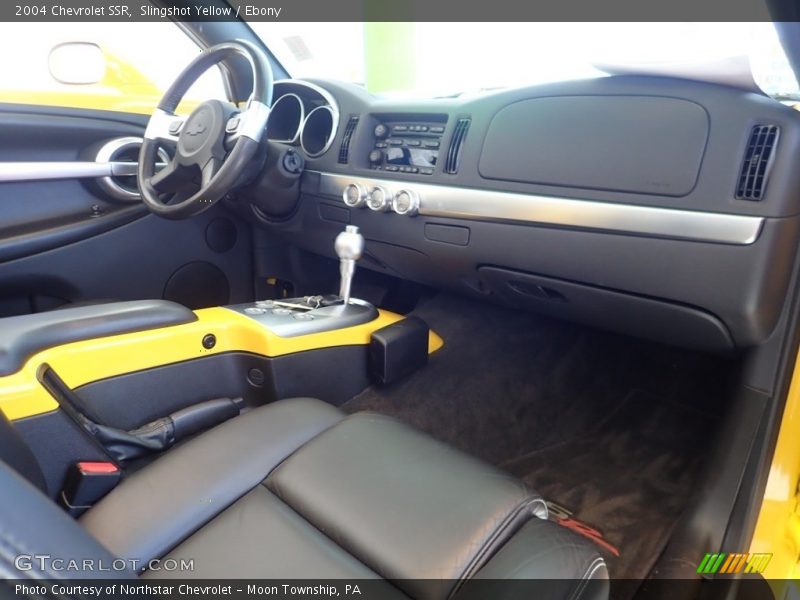 Slingshot Yellow / Ebony 2004 Chevrolet SSR
