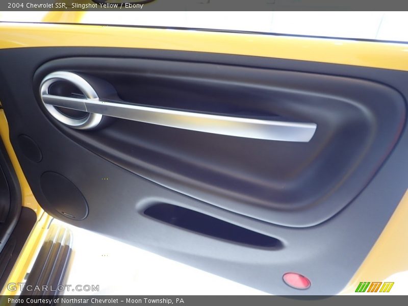 Slingshot Yellow / Ebony 2004 Chevrolet SSR