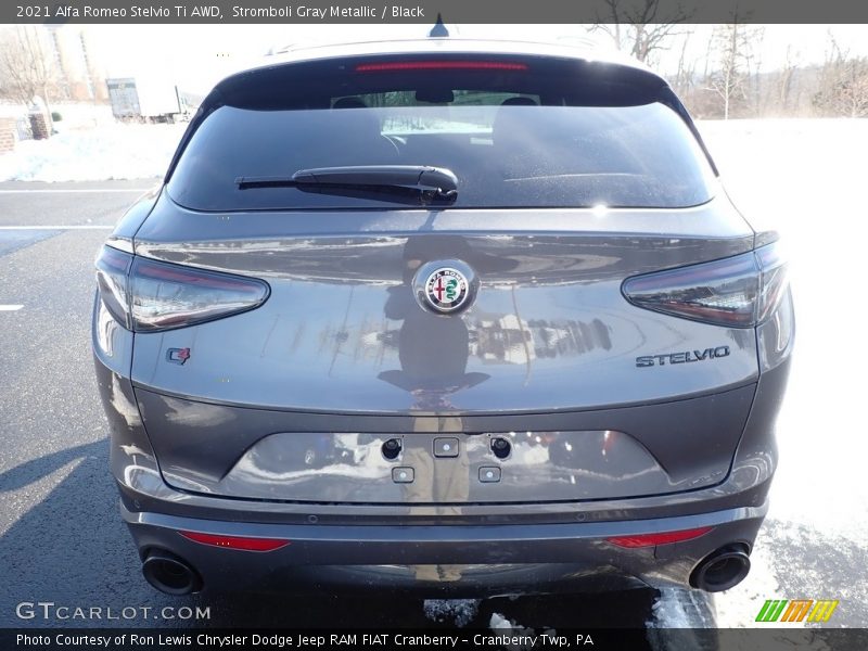 Stromboli Gray Metallic / Black 2021 Alfa Romeo Stelvio Ti AWD