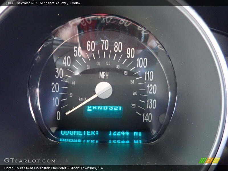 Slingshot Yellow / Ebony 2004 Chevrolet SSR