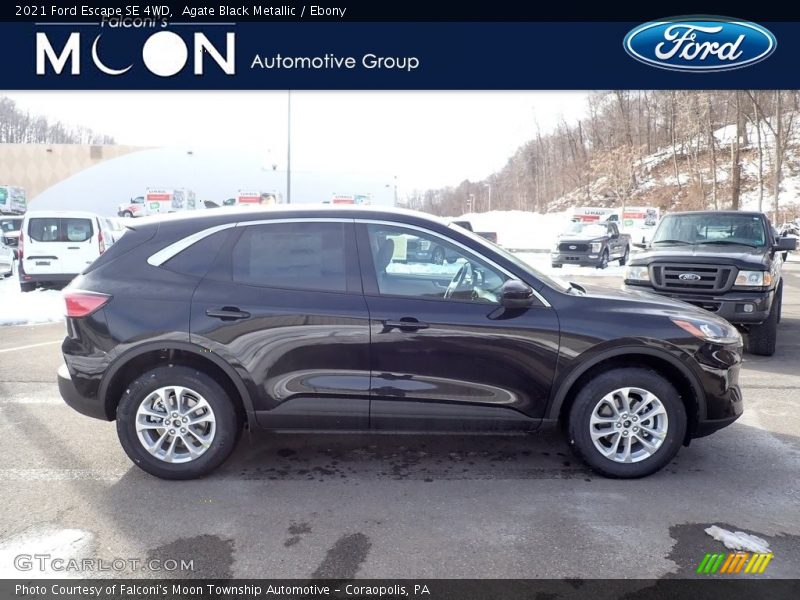 Agate Black Metallic / Ebony 2021 Ford Escape SE 4WD