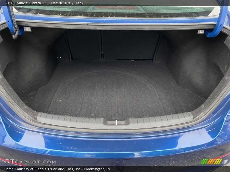 Electric Blue / Black 2018 Hyundai Elantra SEL