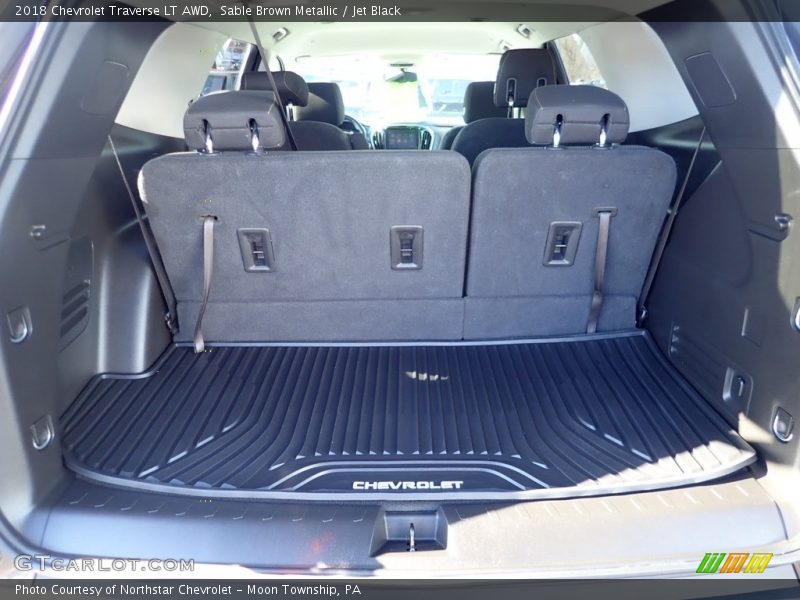 Sable Brown Metallic / Jet Black 2018 Chevrolet Traverse LT AWD