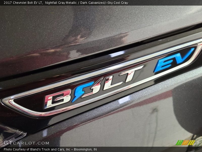 Nightfall Gray Metallic / Dark Galvanized/­Sky Cool Gray 2017 Chevrolet Bolt EV LT
