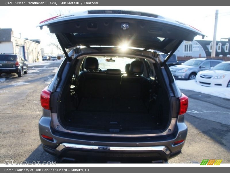 Gun Metallic / Charcoal 2020 Nissan Pathfinder SL 4x4