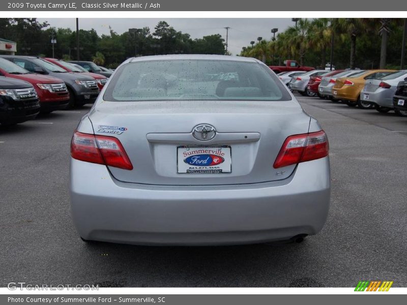 Classic Silver Metallic / Ash 2009 Toyota Camry LE