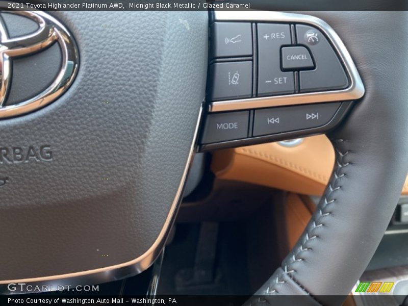  2021 Highlander Platinum AWD Steering Wheel