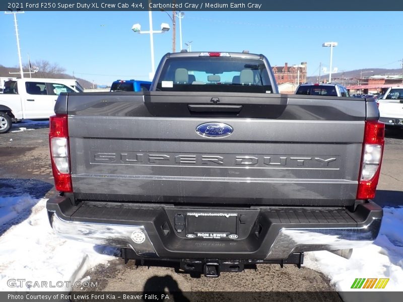 Carbonized Gray / Medium Earth Gray 2021 Ford F250 Super Duty XL Crew Cab 4x4