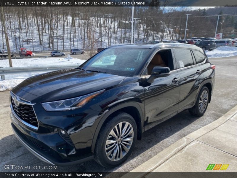 Midnight Black Metallic / Glazed Caramel 2021 Toyota Highlander Platinum AWD