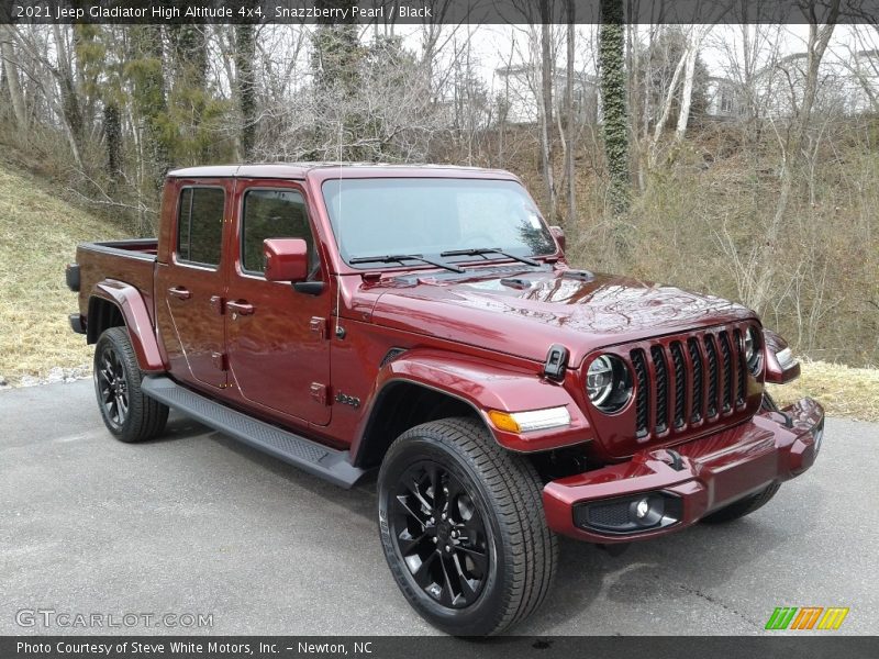 Front 3/4 View of 2021 Gladiator High Altitude 4x4