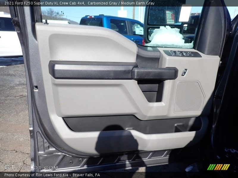 Carbonized Gray / Medium Earth Gray 2021 Ford F250 Super Duty XL Crew Cab 4x4