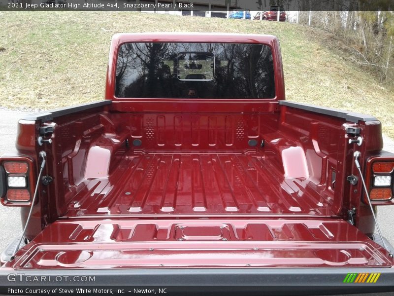 Snazzberry Pearl / Black 2021 Jeep Gladiator High Altitude 4x4