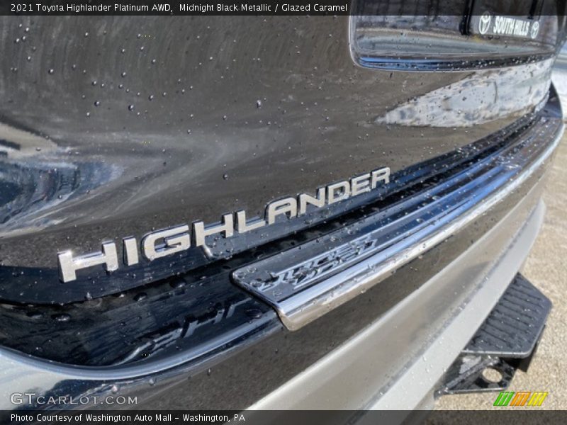 Midnight Black Metallic / Glazed Caramel 2021 Toyota Highlander Platinum AWD